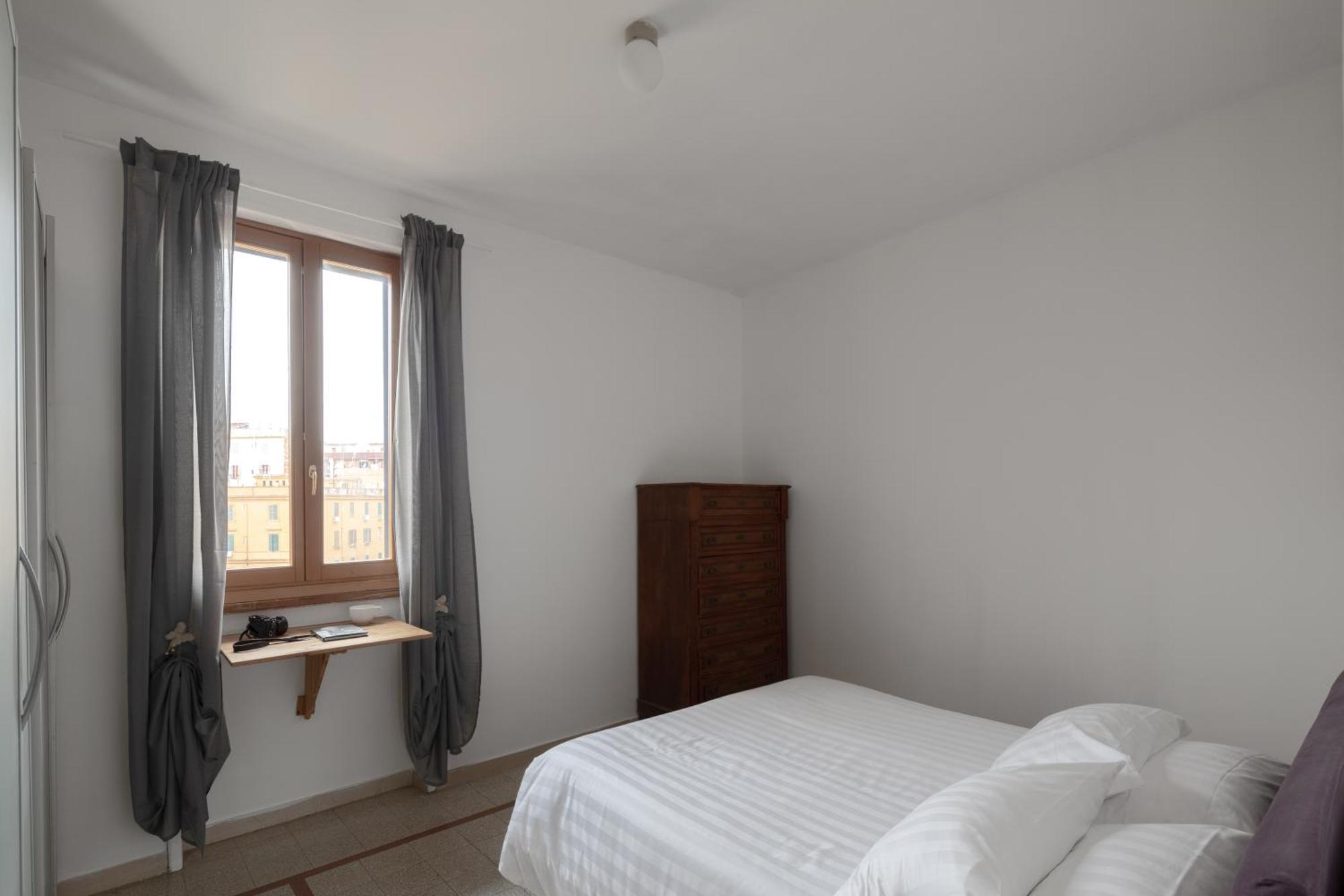 Apartment Attic With Terrace In San Lorenzo *